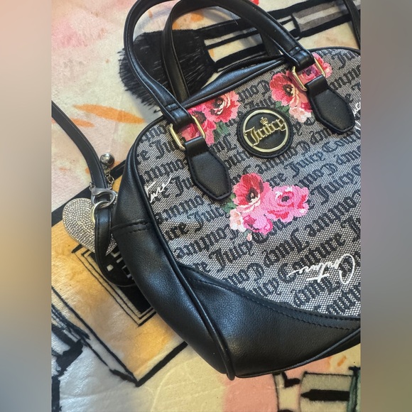 Juicy couture black gray with flowers purse/ handbag - Picture 3 of 16